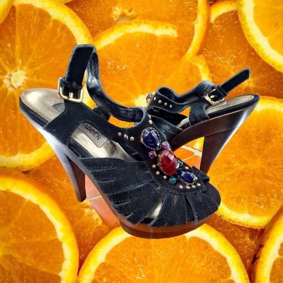 STEVE Madden Black Closed Toe Heels With Jewels‎ Size 6.5 - Picture 1 of 5